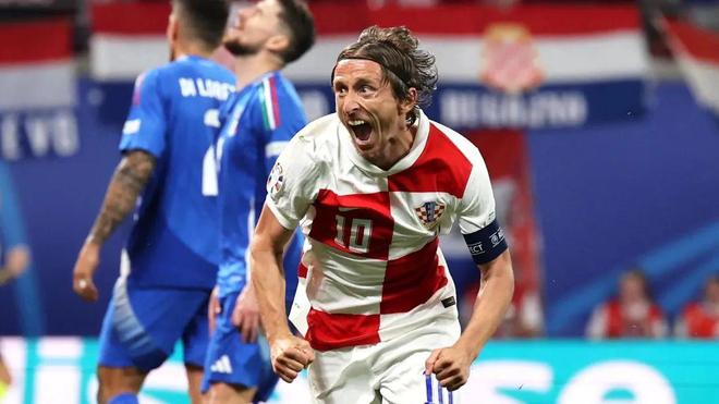 战斗采用 战斗采用