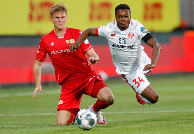 以某开放世 以某开放世